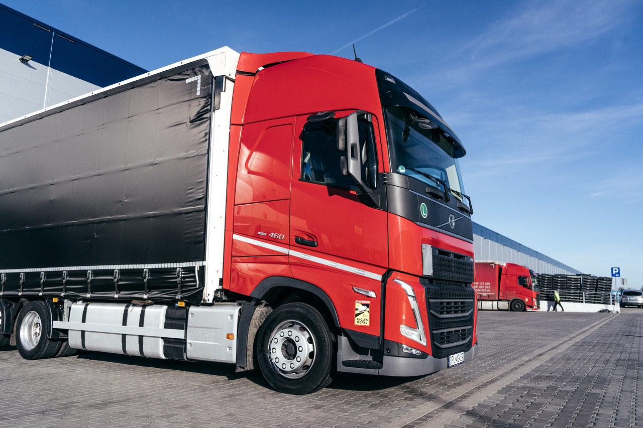 شاحنة ستارة Volvo FH: صور 15