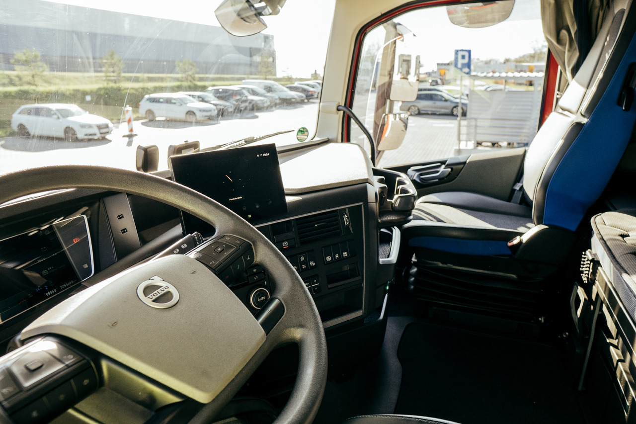 شاحنة ستارة Volvo FH: صور 33