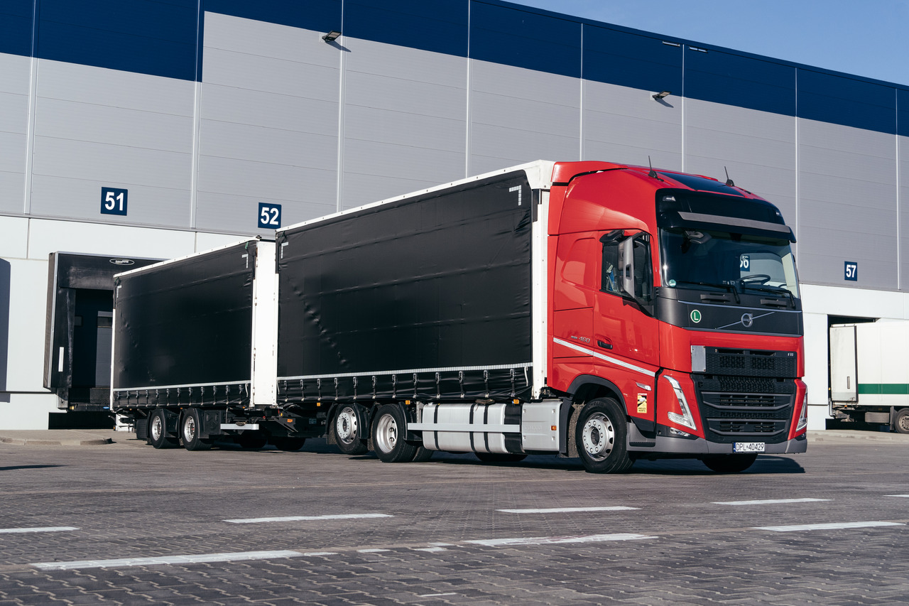 شاحنة ستارة Volvo FH: صور 27