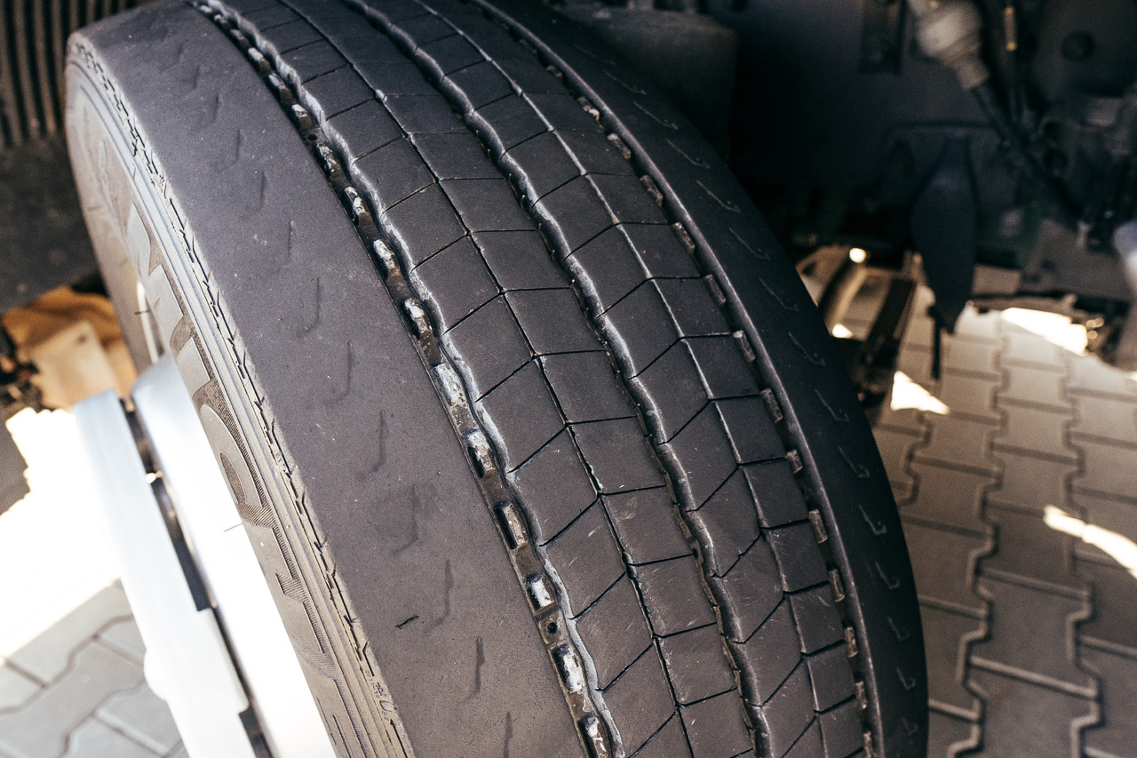 شاحنة ستارة Volvo FH: صور 37