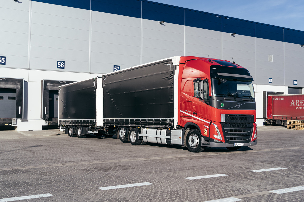 شاحنة ستارة Volvo FH: صور 8