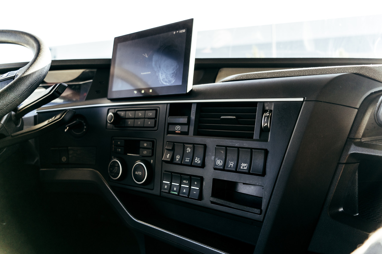 شاحنة ستارة Volvo FH: صور 29