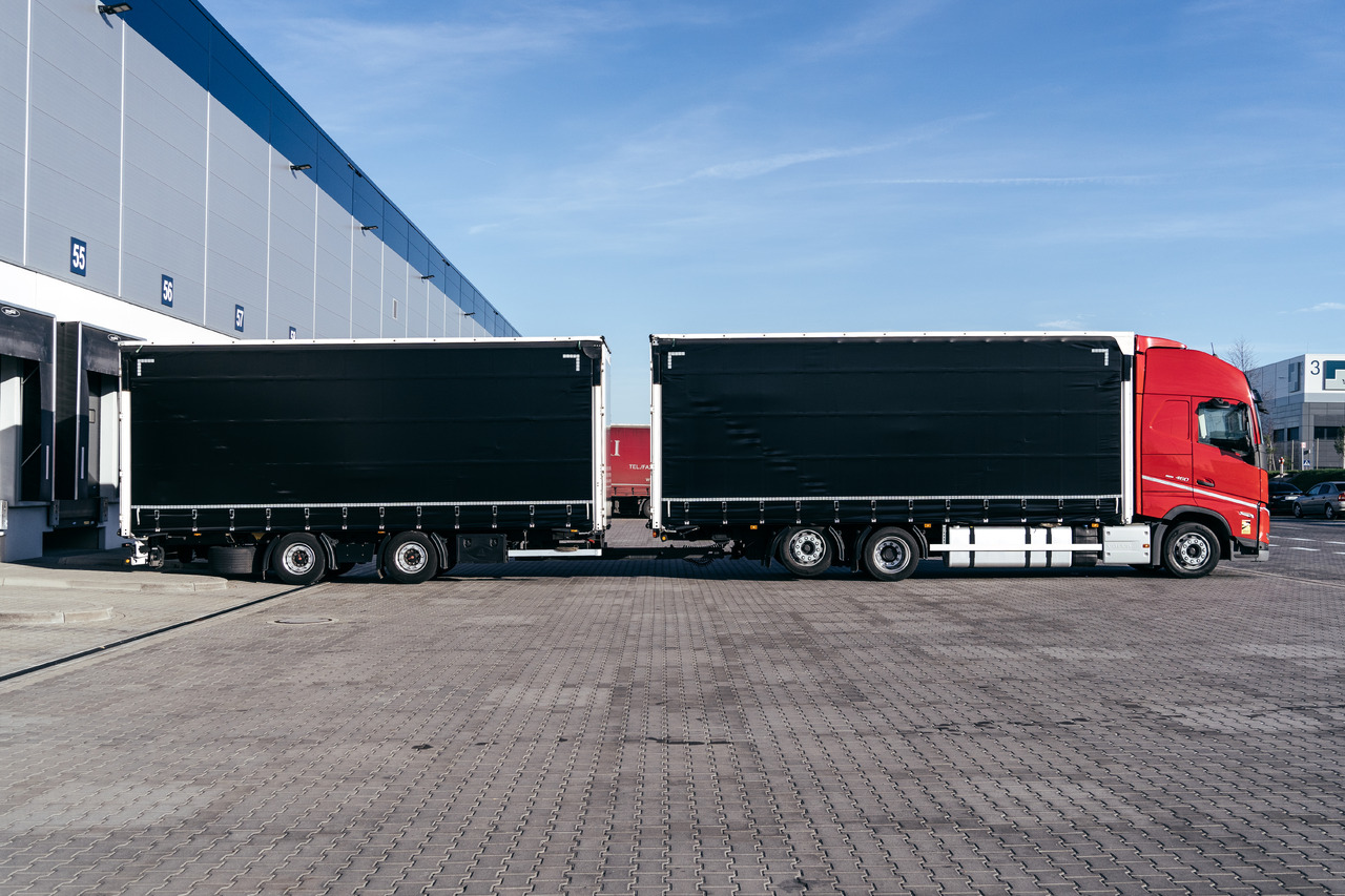 شاحنة ستارة Volvo FH: صور 12