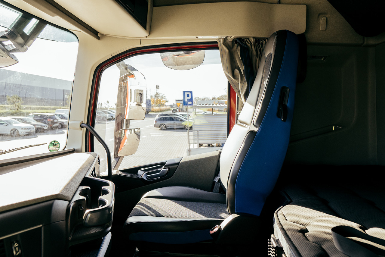 شاحنة ستارة Volvo FH: صور 30