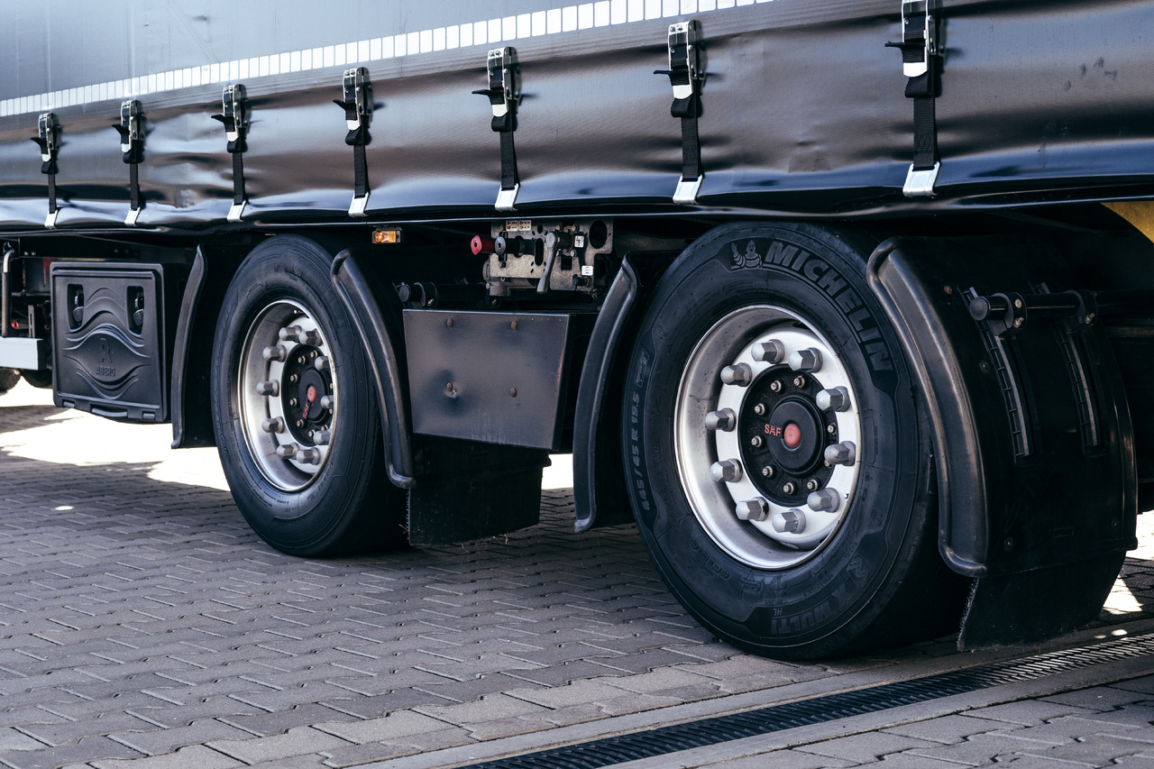 شاحنة ستارة Volvo FH: صور 26