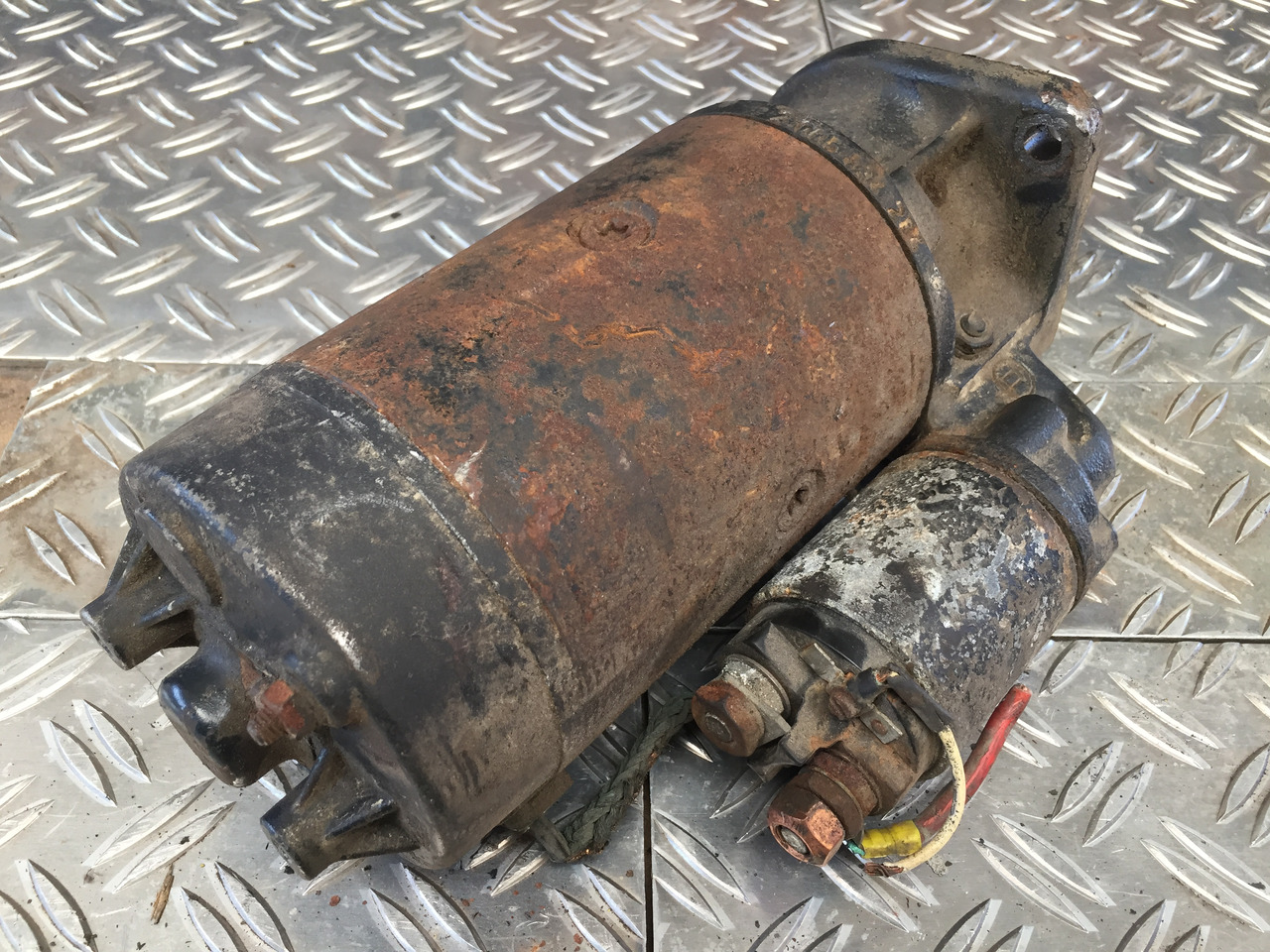 Gebrauchter Anlasser MAN F90, 17.332, Motor Typ : D 0826 LF 02, Artikel - Nr. : 99.99999 - 9999 - بدء - شاحنة: صور 4 Gebrauchter Anlasser MAN F90, 17.332, Motor Typ : D 0826 LF 02, Artikel - Nr. : 99.99999 - 9999 - بدء - شاحنة: صور 4