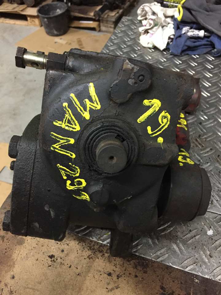 Gebrauchtes Lenkgetriebe MAN F 8, 291, Artikel - Nr.: 81.9999 - 9999 - دودة دركسون - شاحنة: صور 2 Gebrauchtes Lenkgetriebe MAN F 8, 291, Artikel - Nr.: 81.9999 - 9999 - دودة دركسون - شاحنة: صور 2