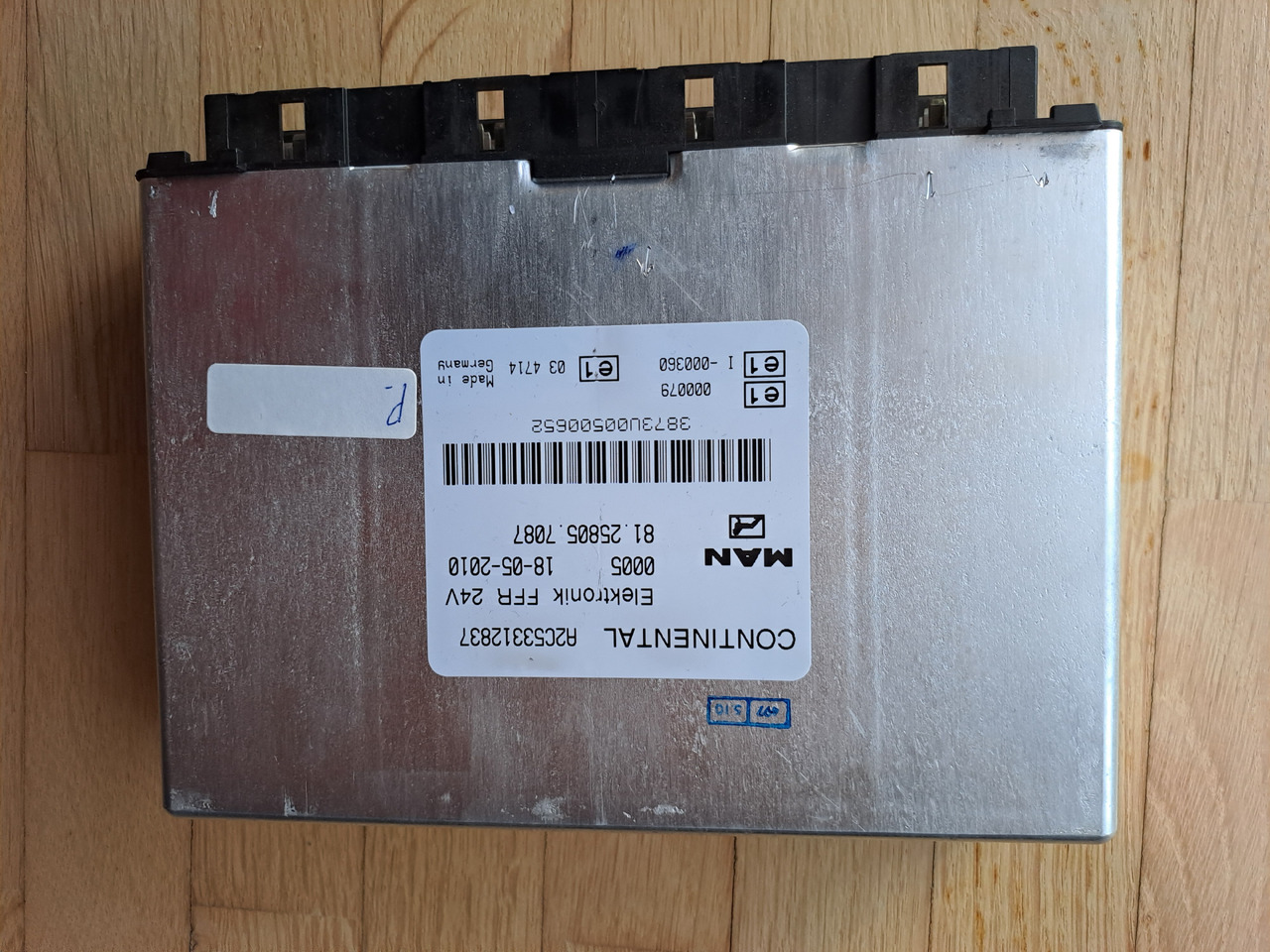 Gebrauchtes MAN TGL / TG2 Steuergerät Fahrzeugführungsrechner, Artikel - Nr. : 81.25805 - 7087 - كتلة التحكم - شاحنة: صور 1 Gebrauchtes MAN TGL / TG2 Steuergerät Fahrzeugführungsrechner, Artikel - Nr. : 81.25805 - 7087 - كتلة التحكم - شاحنة: صور 1