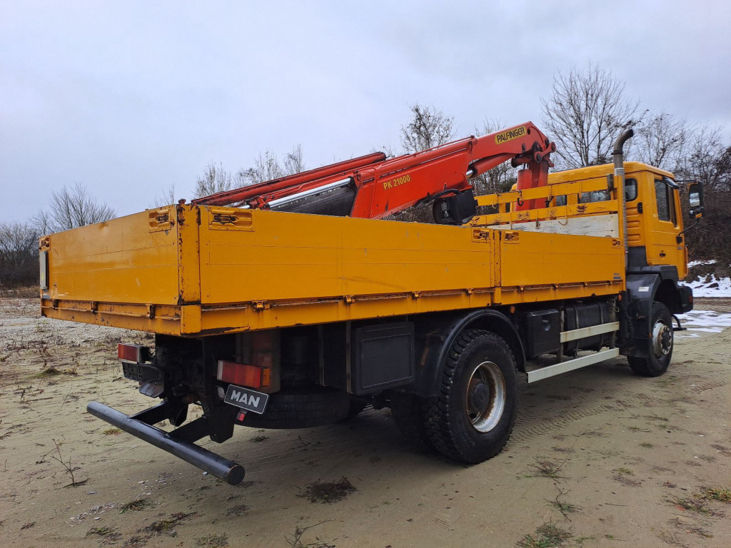 MAN 19.403 Pritsche 4x4 mit Palfingerkran PK 21000 mit Funk - Fernbedienung - شاحنة كرين: صور 4 MAN 19.403 Pritsche 4x4 mit Palfingerkran PK 21000 mit Funk - Fernbedienung - شاحنة كرين: صور 4
