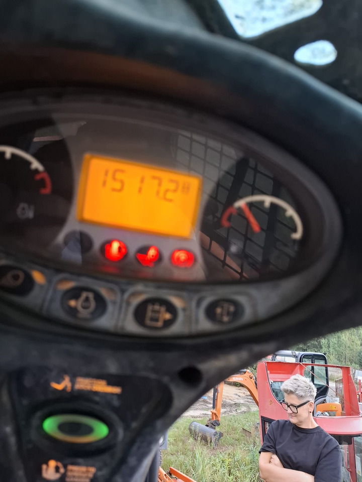 BOBCAT S450 - شيول صغير: صور 4 BOBCAT S450 - شيول صغير: صور 4