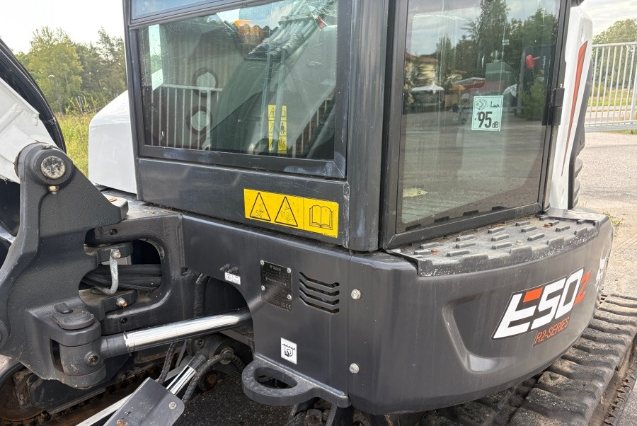 Bobcat E50Z - حفارة مصغرة: صور 4 Bobcat E50Z - حفارة مصغرة: صور 4