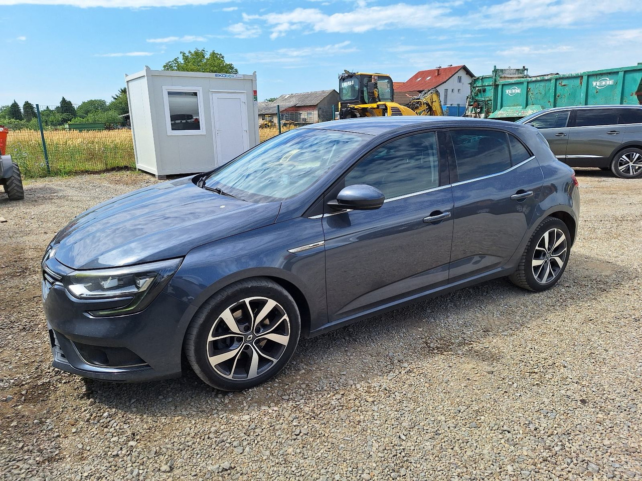 Renault Megane Blue dCi 95, zamjena - سيدان: صور 2 Renault Megane Blue dCi 95, zamjena - سيدان: صور 2