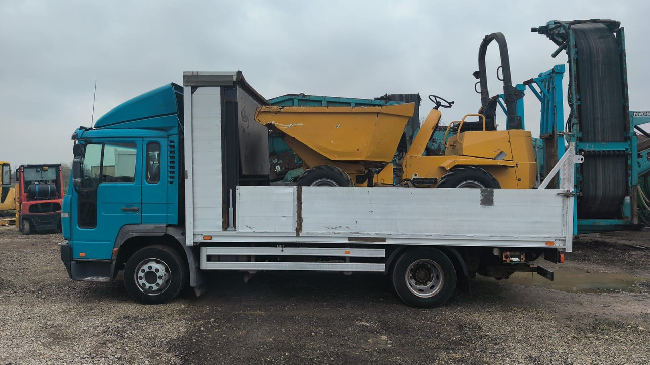VOLVO FL 12 250, 2004 god. - شاحنة نقل سيارات شاحنة: صور 1 VOLVO FL 12 250, 2004 god. - شاحنة نقل سيارات شاحنة: صور 1