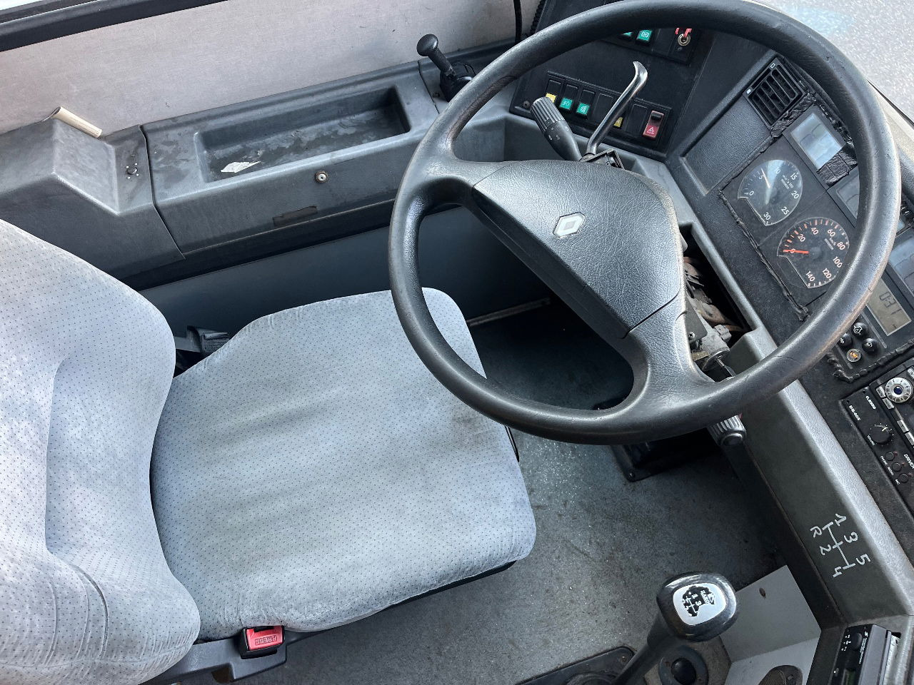 Irisbus Karosa Recreo - حافلة: صور 5 Irisbus Karosa Recreo - حافلة: صور 5