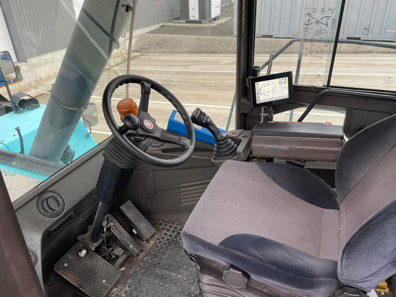 KONECRANES SMV 4123 CC5 - رافعات حاويات: صور 3 KONECRANES SMV 4123 CC5 - رافعات حاويات: صور 3