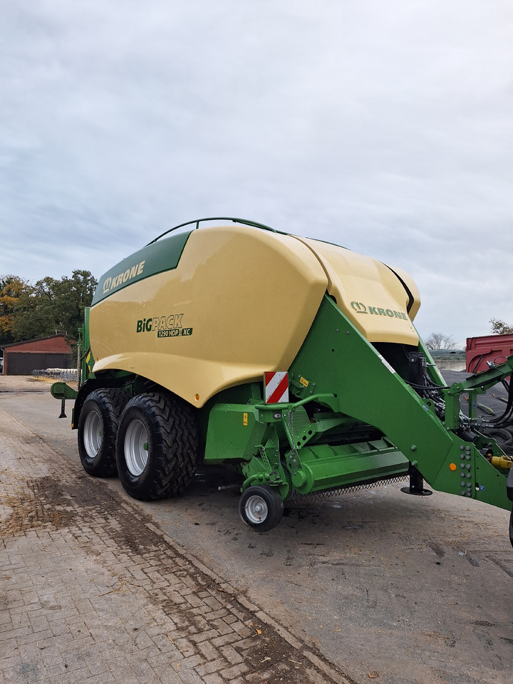 Krone Big Pack 1290 XC HDP II - مكبس البالات المستطيله: صور 1 Krone Big Pack 1290 XC HDP II - مكبس البالات المستطيله: صور 1