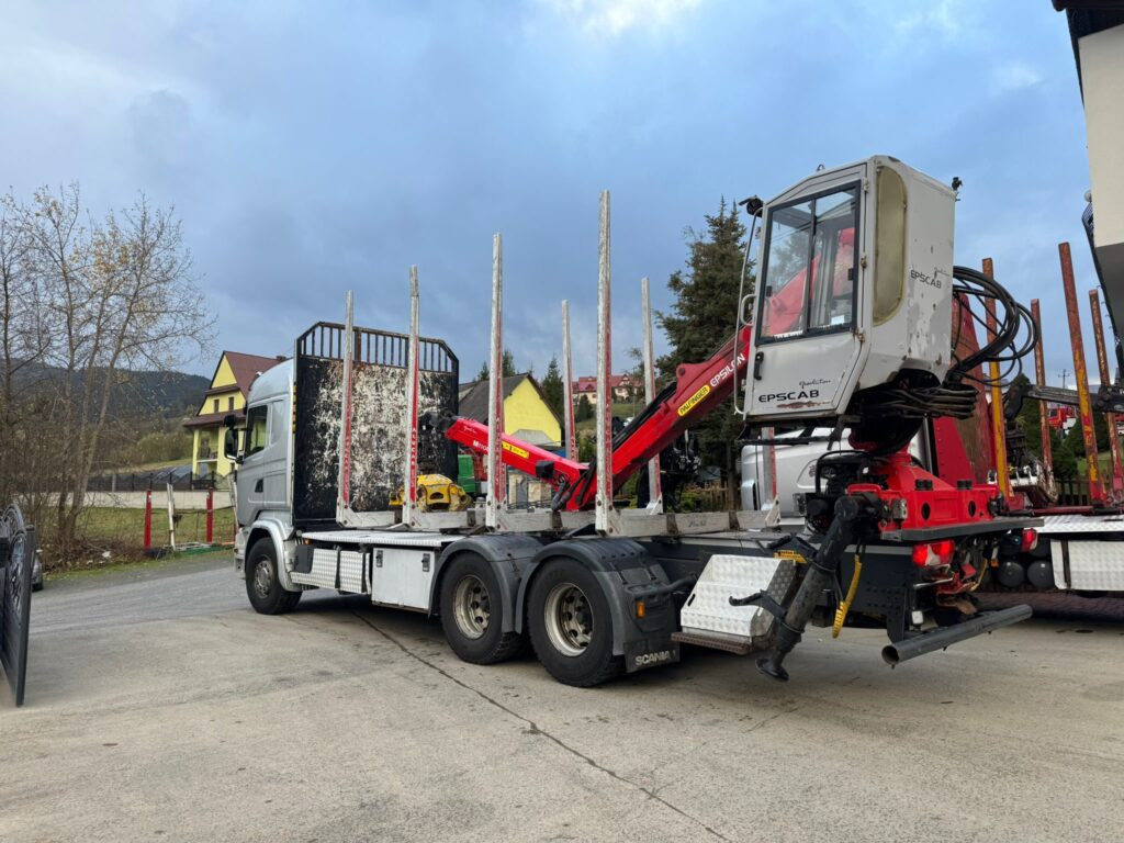 SCANIA R580 - شاحنة قطع الأشجار, شاحنة كرين: صور 4 SCANIA R580 - شاحنة قطع الأشجار, شاحنة كرين: صور 4