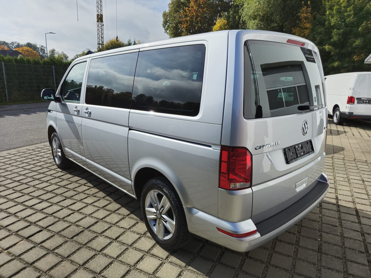 VOLKSWAGEN T6.1 Caravelle 4Motion/Automatik/Kamera/App-Con. - ميكروباص: صور 5 VOLKSWAGEN T6.1 Caravelle 4Motion/Automatik/Kamera/App-Con. - ميكروباص: صور 5