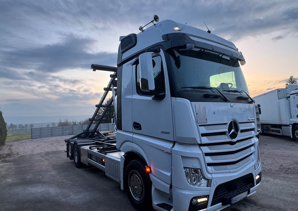 Mercedes-Benz ACTROS / 2553 / ACC / E 6 / MP 5 /TIPPER, BDF ,WYWROT / RETARDER/ GIGA SPACE/Niski Przebieg 366 Tys Km! ASO - بصندوق مغلق شاحنة: صور 4 Mercedes-Benz ACTROS / 2553 / ACC / E 6 / MP 5 /TIPPER, BDF ,WYWROT / RETARDER/ GIGA SPACE/Niski Przebieg 366 Tys Km! ASO - بصندوق مغلق شاحنة: صور 4