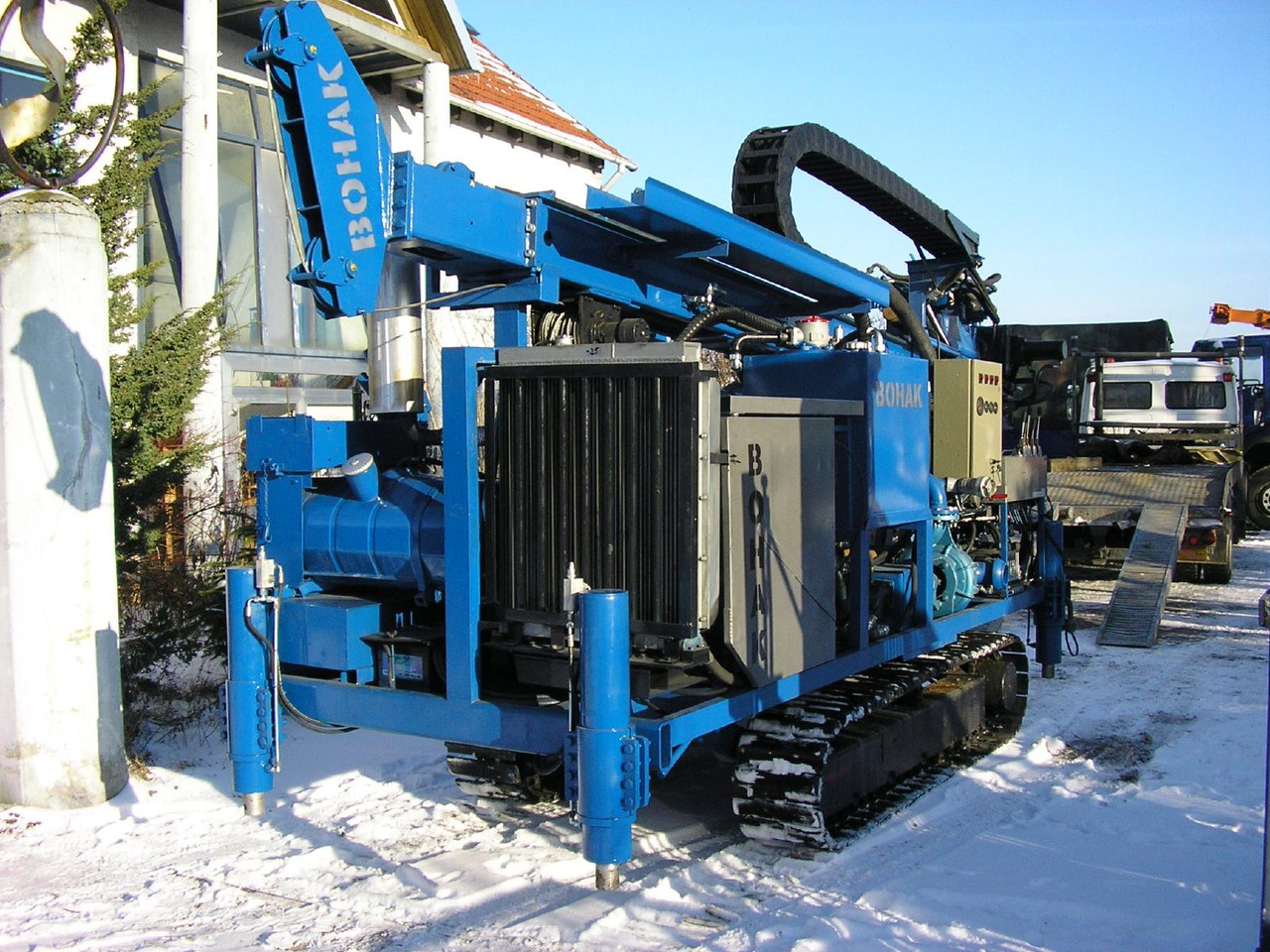 Bohak KL150 Automatik drilling rig with Manipulator -automatic - آلة حفر: صور 3 Bohak KL150 Automatik drilling rig with Manipulator -automatic - آلة حفر: صور 3