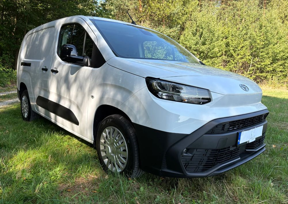 Toyota Proace City Verso 1.5 D-4D Combi - فان المدمجة: صور 3 Toyota Proace City Verso 1.5 D-4D Combi - فان المدمجة: صور 3