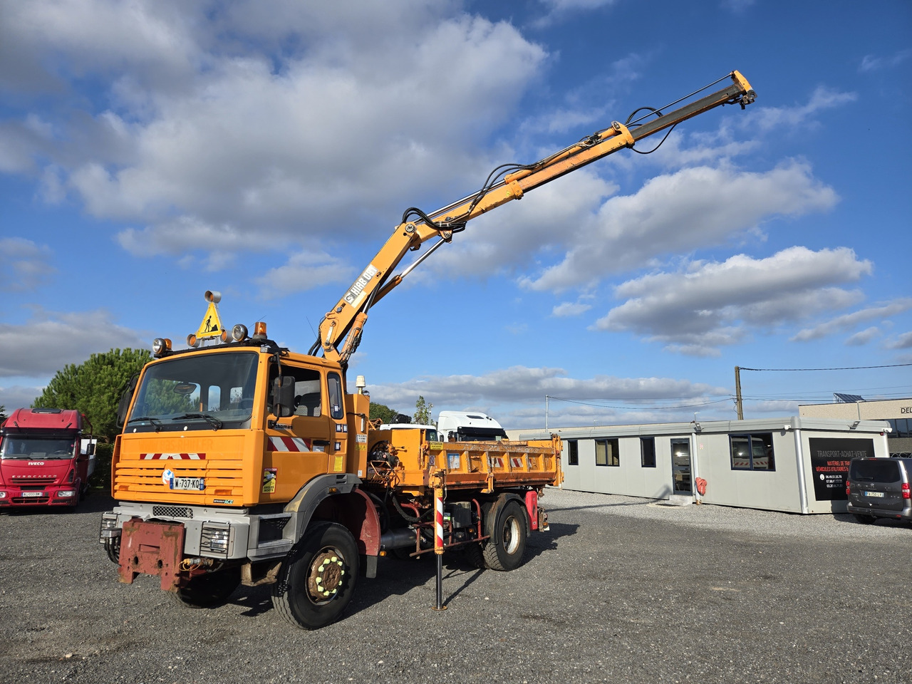 Renault G250 4x4 - قلابات, شاحنة كرين: صور 1 Renault G250 4x4 - قلابات, شاحنة كرين: صور 1