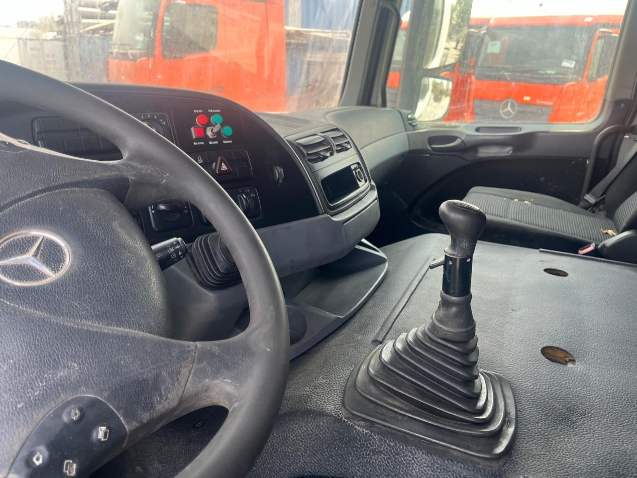 MERCEDES-BENZ Actros 3340 - الشاسيه شاحنة: صور 4 MERCEDES-BENZ Actros 3340 - الشاسيه شاحنة: صور 4