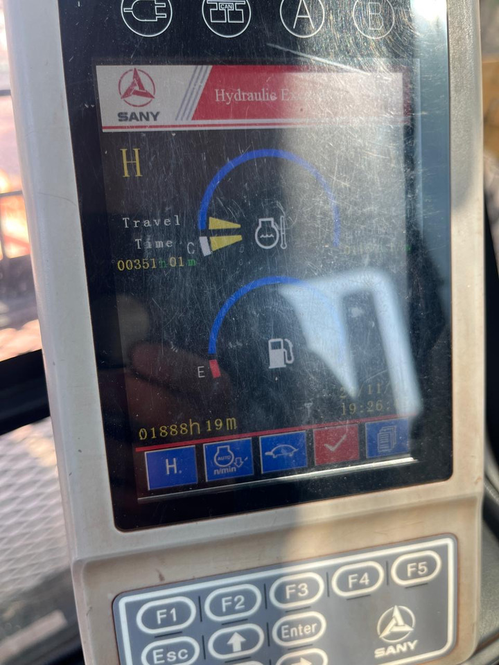 SANY SY350 LC-9H - حفارات زحافة: صور 5 SANY SY350 LC-9H - حفارات زحافة: صور 5