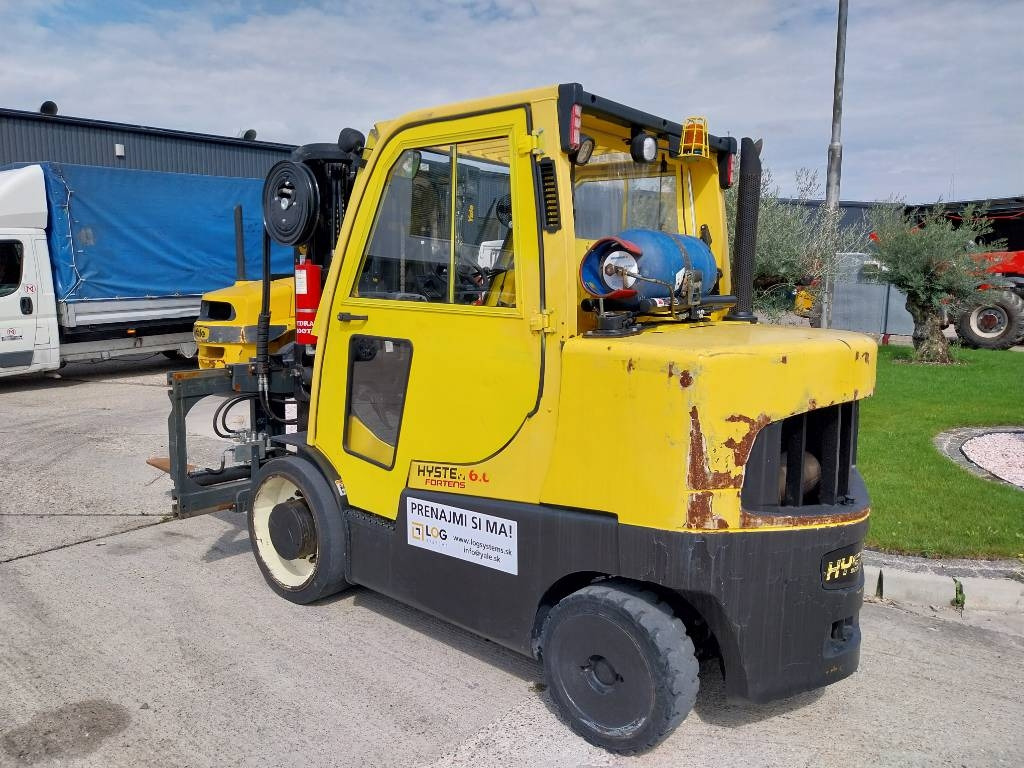 Hyster S 6.0 FT - رافعة شوكية تعمل بالغاز: صور 1 Hyster S 6.0 FT - رافعة شوكية تعمل بالغاز: صور 1