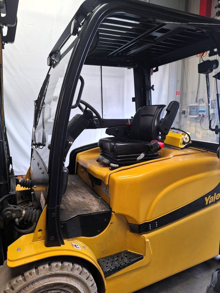 Yale ERP 50 VM - رافعة شوكية كهربائية: صور 5 Yale ERP 50 VM - رافعة شوكية كهربائية: صور 5