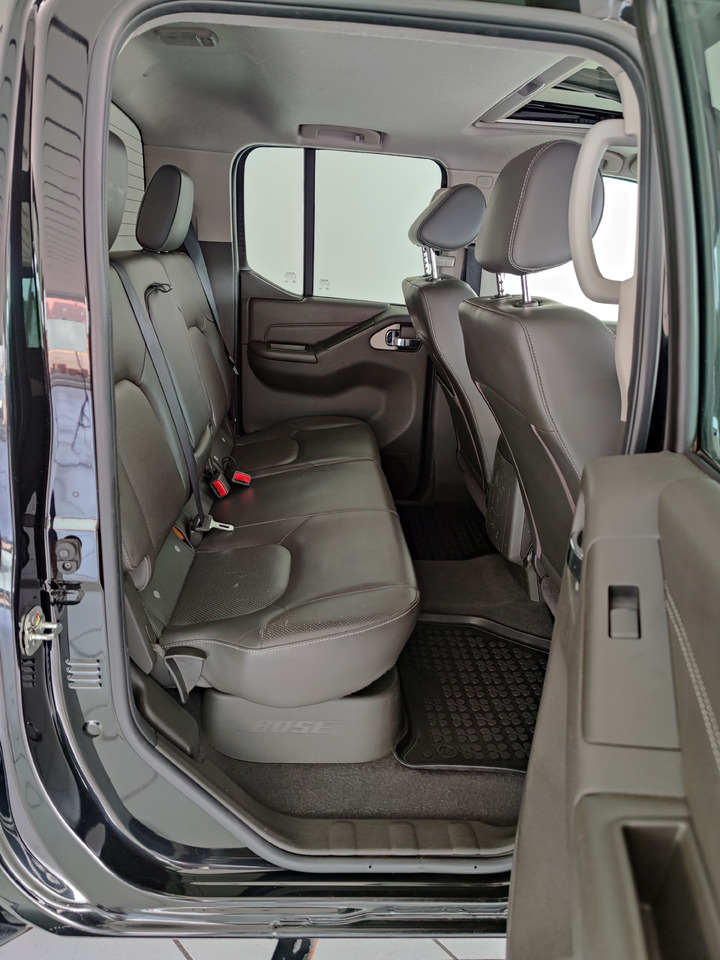 شاحنة البيك أب Nissan Navara Pickup (D40M)(05.2005->) Double Cab LE V6 4X4 Navi Kam Leder SHZ AHK: صور 15