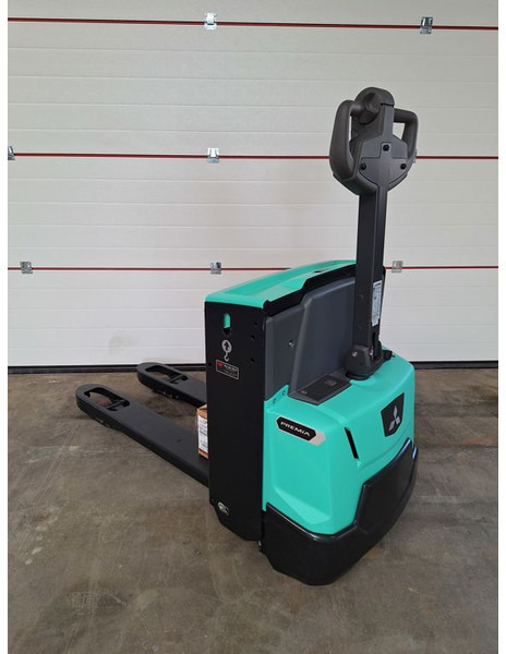 Mitsubishi PBP16N3 - جرارات صالات المطارات: صور 1 Mitsubishi PBP16N3 - جرارات صالات المطارات: صور 1