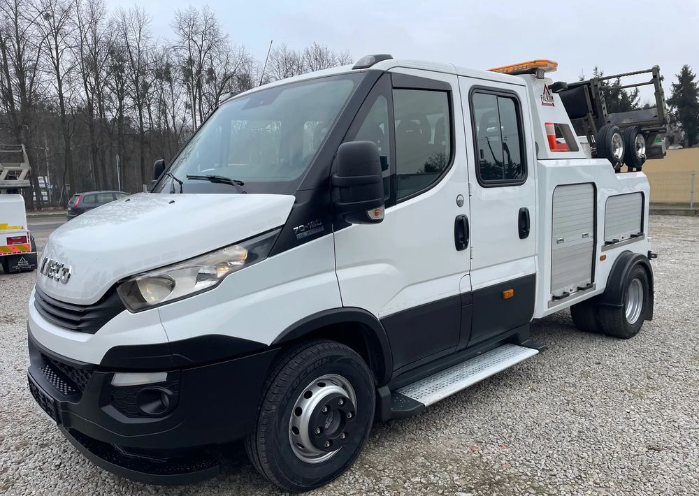 Iveco Daily 70C18 Hi-Matic Pomoc drogowa Holownik 2018r - سيارة السحب للتصليح: صور 1 Iveco Daily 70C18 Hi-Matic Pomoc drogowa Holownik 2018r - سيارة السحب للتصليح: صور 1