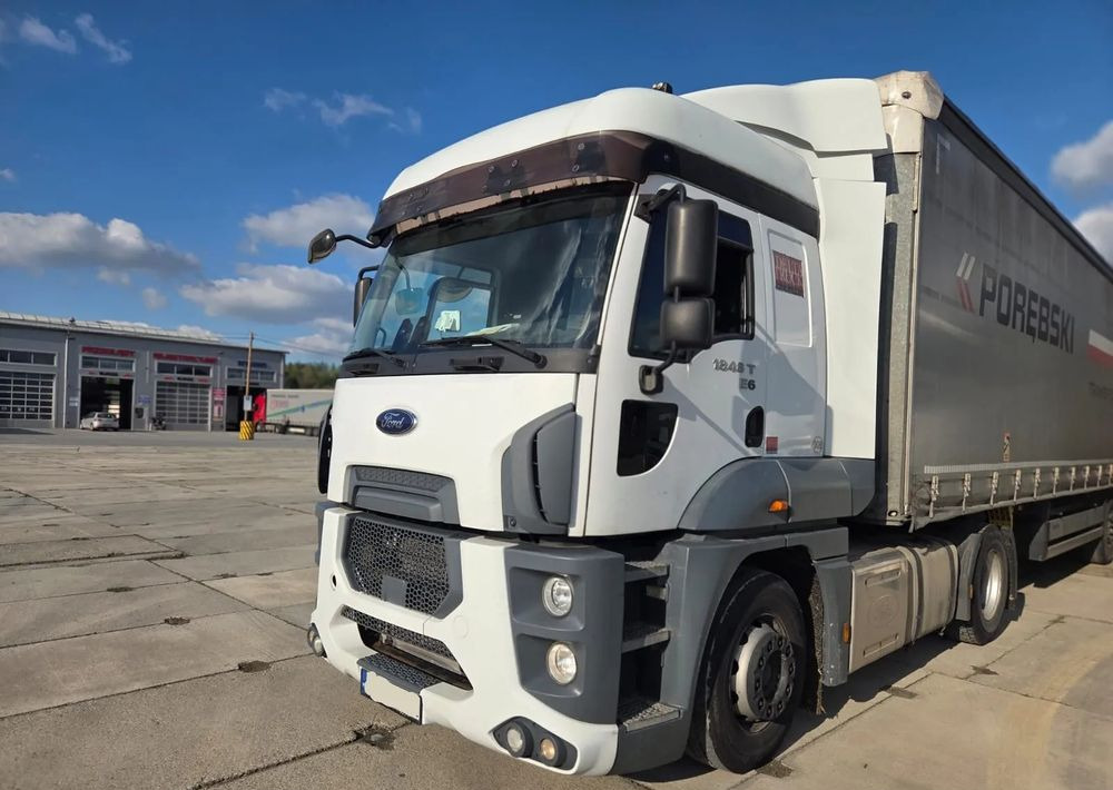 Ford CARGO - شاحنة جرار: صور 2 Ford CARGO - شاحنة جرار: صور 2