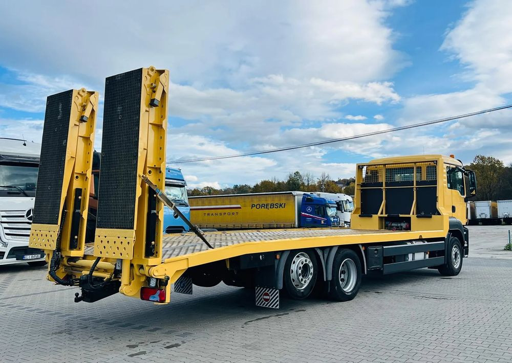 MAN TGS / 6x2/ LAWETA / PLATFORMA / NAJAZDY HYDRAULICZNE / WYCIĄGARKA / oś skrętna i podnoszona - سيارة السحب للتصليح: صور 3 MAN TGS / 6x2/ LAWETA / PLATFORMA / NAJAZDY HYDRAULICZNE / WYCIĄGARKA / oś skrętna i podnoszona - سيارة السحب للتصليح: صور 3