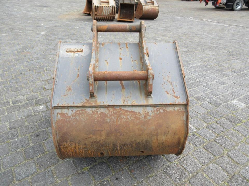 Tieflöffel Futura 1.000 mm, S 60 Aufnahme - بكت حفار: صور 4 Tieflöffel Futura 1.000 mm, S 60 Aufnahme - بكت حفار: صور 4