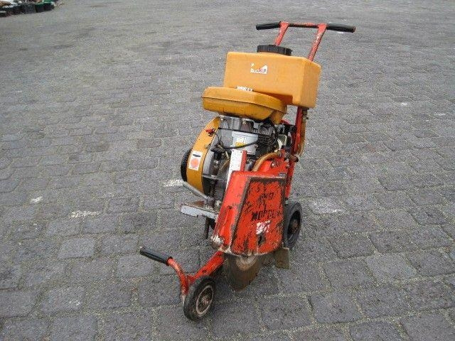 Weber Weber SM 57 joint cutter - معدات البناء: صور 1 Weber Weber SM 57 joint cutter - معدات البناء: صور 1