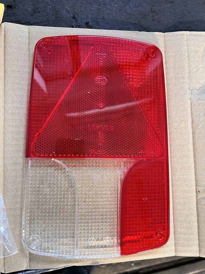 Koniowoz klosz lampy Böckmann przyczepa do koni - أضواء - مقطورة: صور 2 Koniowoz klosz lampy Böckmann przyczepa do koni - أضواء - مقطورة: صور 2