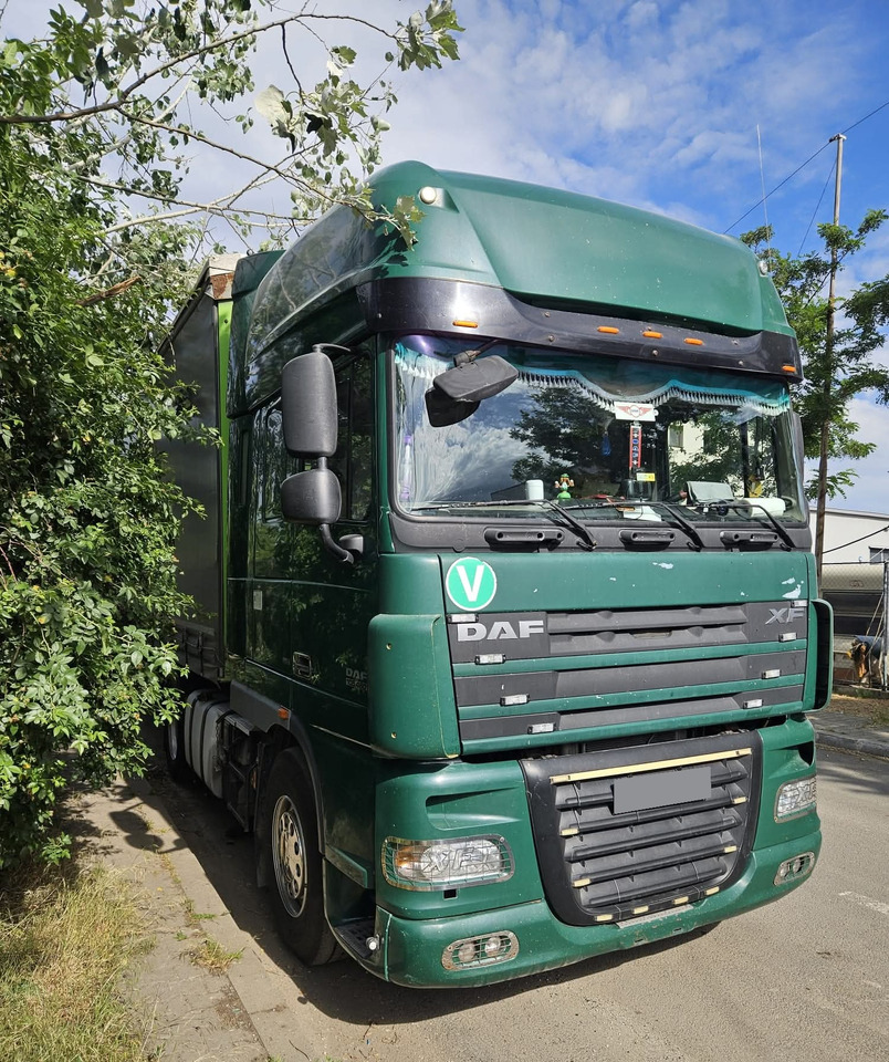 DAF XF 105.460 - شاحنة جرار: صور 2 DAF XF 105.460 - شاحنة جرار: صور 2