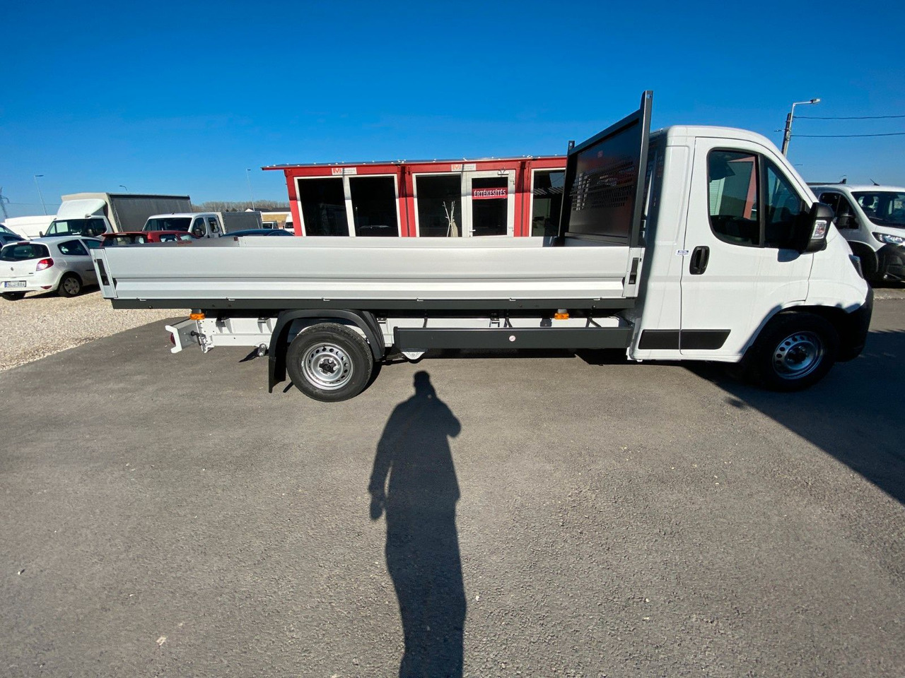 Fiat DUCATO XLWB MAXI PRITSCHE - الشاحنات الصغيرة المسطحة: صور 2 Fiat DUCATO XLWB MAXI PRITSCHE - الشاحنات الصغيرة المسطحة: صور 2