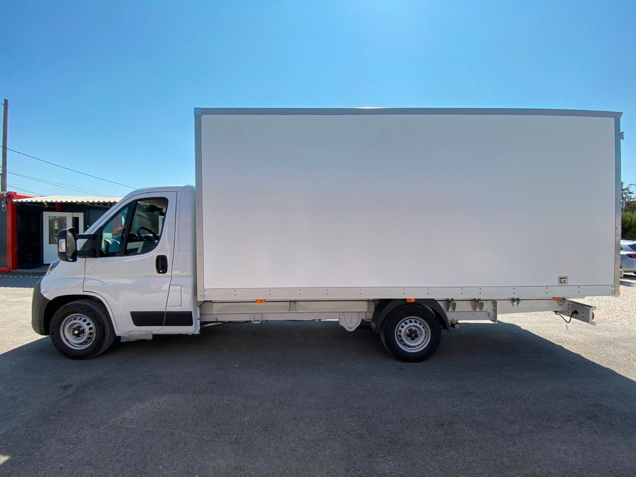 Fiat Ducato KOFFER - الشاحنات الصغيرة صندوق مغلق: صور 3 Fiat Ducato KOFFER - الشاحنات الصغيرة صندوق مغلق: صور 3