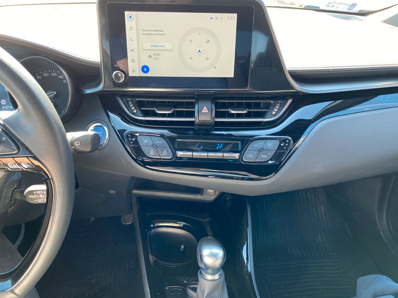 Toyota C-HR 1.8-l-VVTi Hybrid Flow - سيارة دفع رباعي: صور 4 Toyota C-HR 1.8-l-VVTi Hybrid Flow - سيارة دفع رباعي: صور 4
