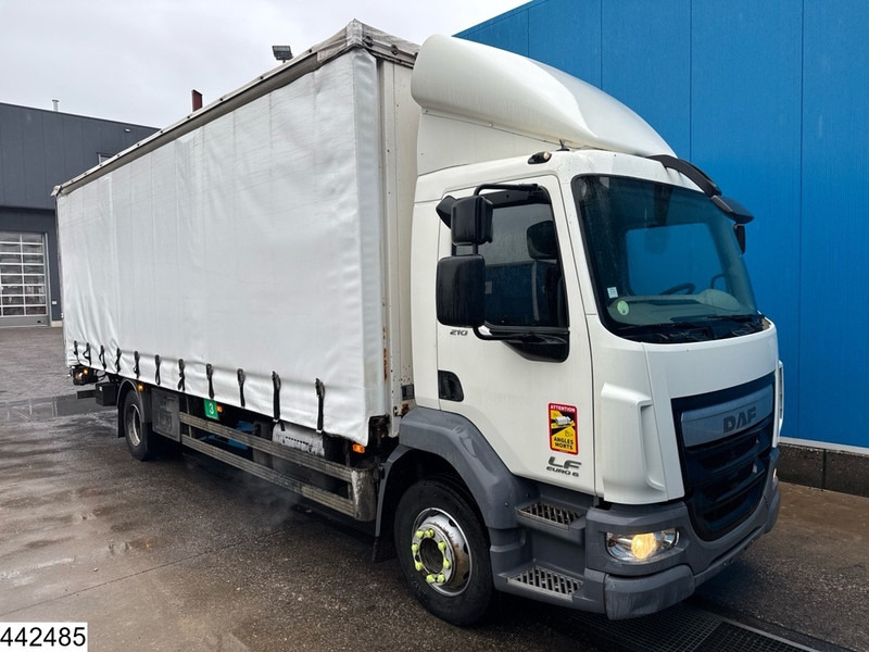 DAF LF 210 EURO 6, Dhollandia - بصندوق مغلق شاحنة: صور 3 DAF LF 210 EURO 6, Dhollandia - بصندوق مغلق شاحنة: صور 3