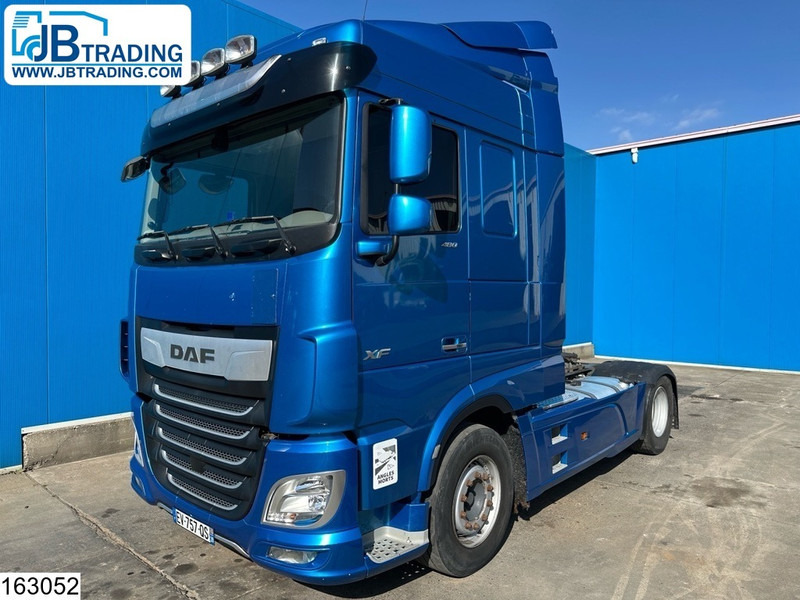DAF XF 480 EURO 6 - شاحنة جرار: صور 1 DAF XF 480 EURO 6 - شاحنة جرار: صور 1
