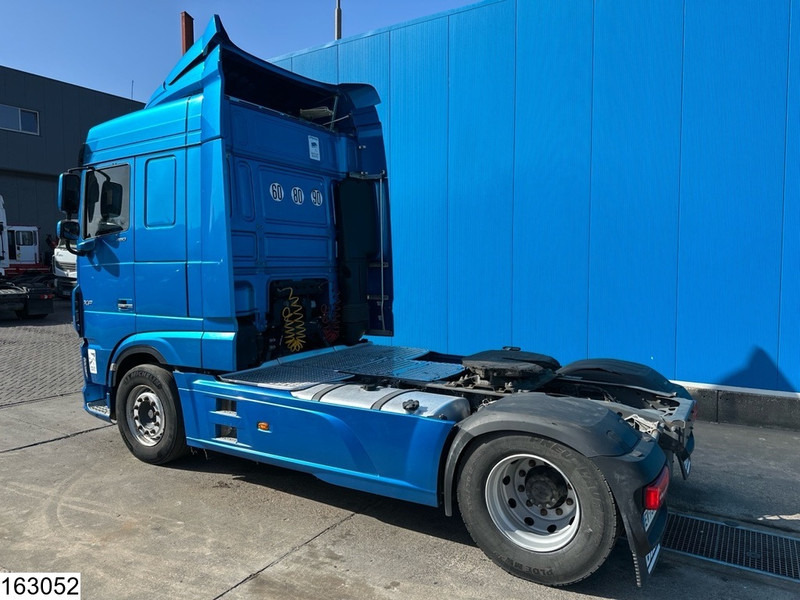 DAF XF 480 EURO 6 - شاحنة جرار: صور 4 DAF XF 480 EURO 6 - شاحنة جرار: صور 4