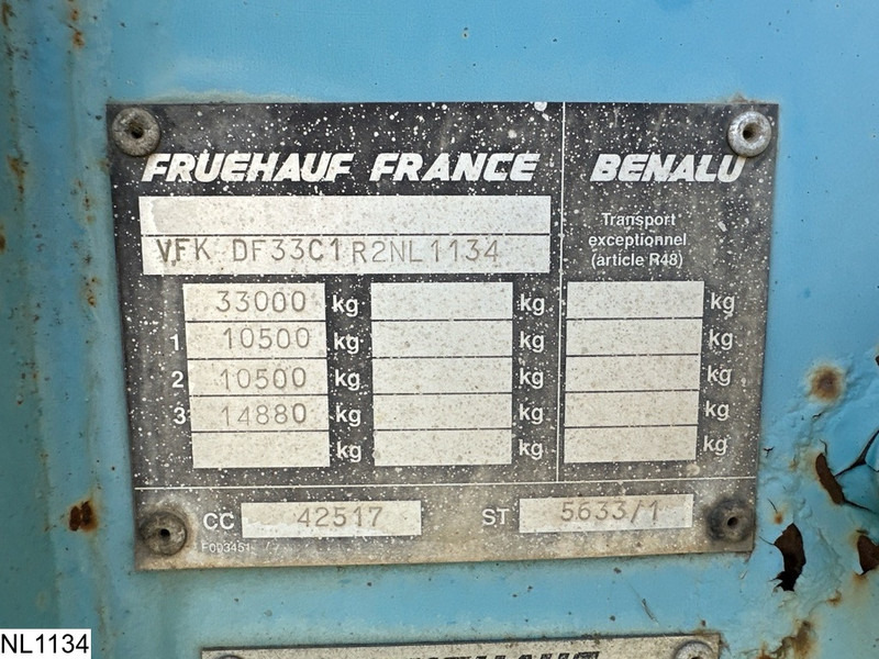 Fruehauf Chassis 20 FT - شاحنات الحاويات/ جسم علوي قابل للتغيير نصف مقطورة: صور 4 Fruehauf Chassis 20 FT - شاحنات الحاويات/ جسم علوي قابل للتغيير نصف مقطورة: صور 4