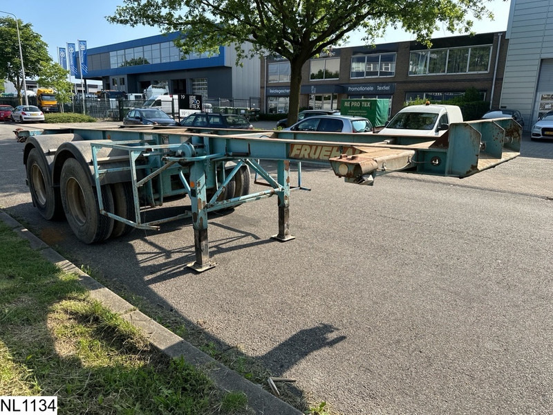 Fruehauf Chassis 20 FT - شاحنات الحاويات/ جسم علوي قابل للتغيير نصف مقطورة: صور 5 Fruehauf Chassis 20 FT - شاحنات الحاويات/ جسم علوي قابل للتغيير نصف مقطورة: صور 5