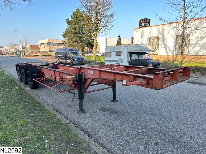Fruehauf Container 20 FT, Steel suspension - شاحنات الحاويات/ جسم علوي قابل للتغيير نصف مقطورة: صور 3 Fruehauf Container 20 FT, Steel suspension - شاحنات الحاويات/ جسم علوي قابل للتغيير نصف مقطورة: صور 3