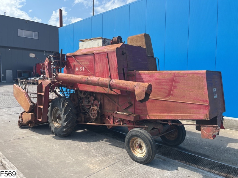 International 851 Mc Cormick International 851 - حصادة شاملة: صور 4 International 851 Mc Cormick International 851 - حصادة شاملة: صور 4