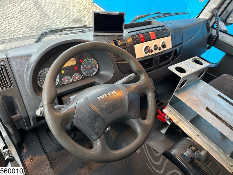 Iveco Euro cargo EURO 5, Fuel, 13.390 Liter, 4 Comp - شاحنة صهريج: صور 5 Iveco Euro cargo EURO 5, Fuel, 13.390 Liter, 4 Comp - شاحنة صهريج: صور 5